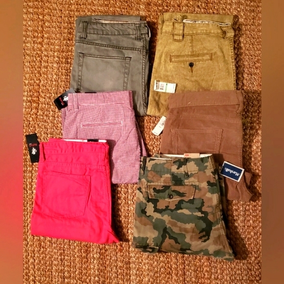 Multi-style Bundle of Top Designers Pants - Picture 4 of 5